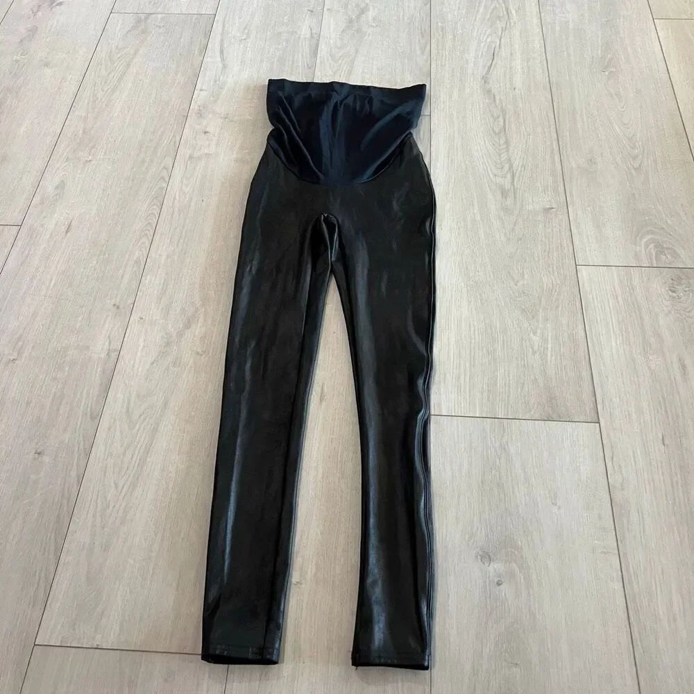 Spanx Faux Leather Maternity leggings size medium